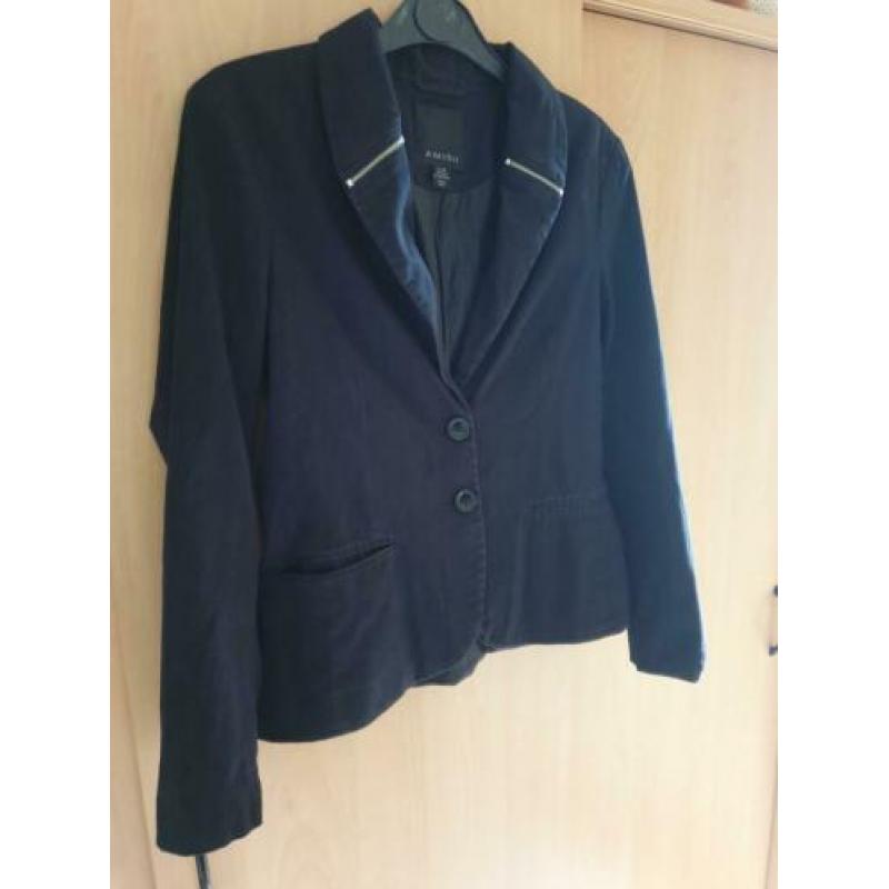 Amisu blazer/jasje zwart met leuke rits details maat 36