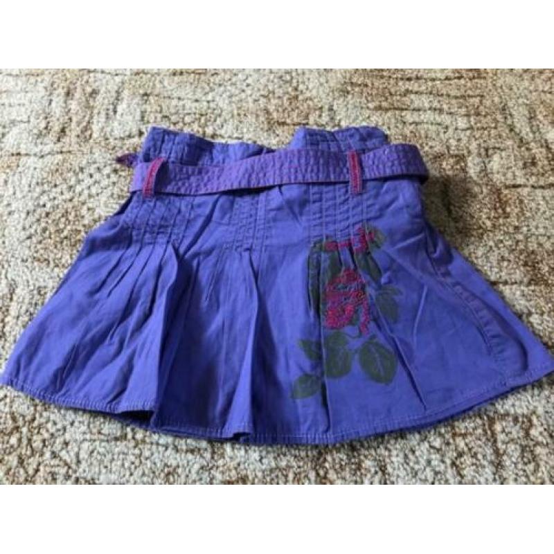 Paarse rok maat 92 verstelbaar taille,riem,rits 100% katoen.