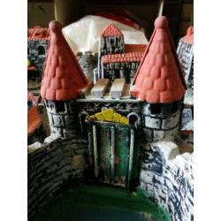 Mooi ridder kasteel met ophaalbrug