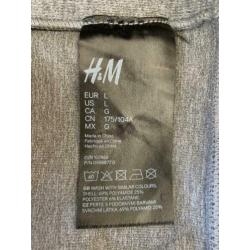 4 voedings bh’s maat L H&M, 1 voedingsnachthemd maat 40/42