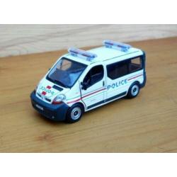 Hongwell Cararama Renault Traffic Police.