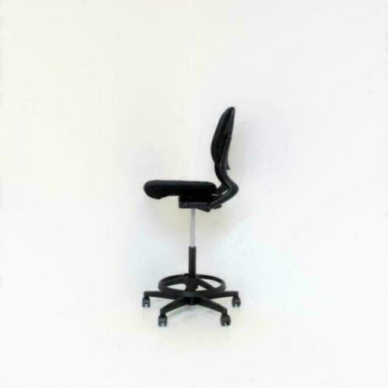 Ahrend 230: Leren, Baliestoelen/Bureaustoelen/Kassastoelen.