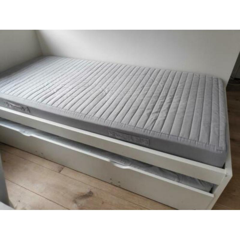 IKEA flaxa bed bedbank met onderschuifbed logeerbed