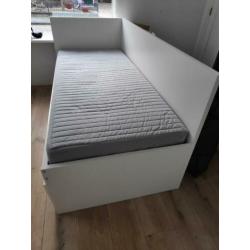 IKEA flaxa bed bedbank met onderschuifbed logeerbed