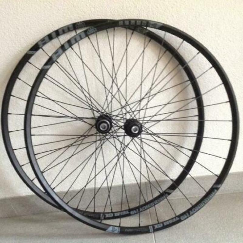 Shimano XT wielset en voorwiel - MTB of Cyclocross