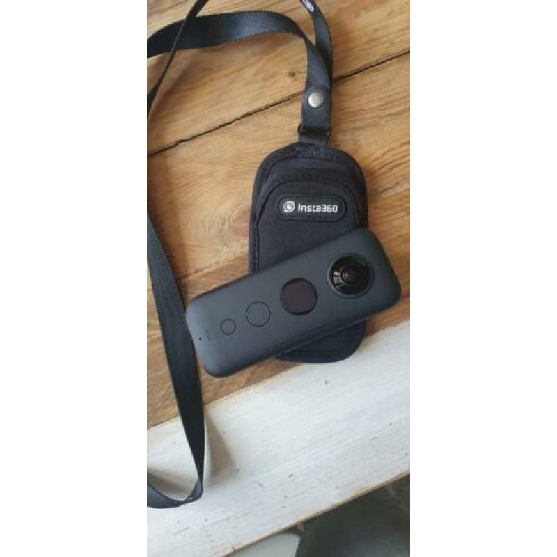 INSTA360 ONE X incl. accessoires (diverscase en meer)
