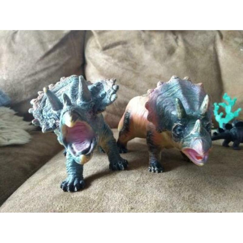 Speelgoed dino's ( 21 stuks )