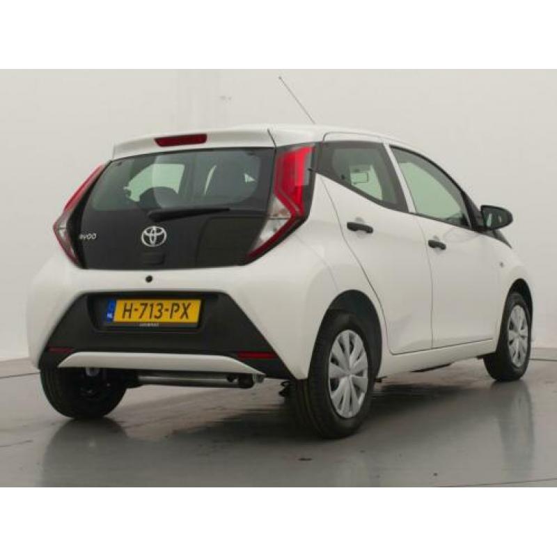 Toyota Aygo 1.0 VVT-i x-fun | Airco | Aktie prijs | 5 Jaar G