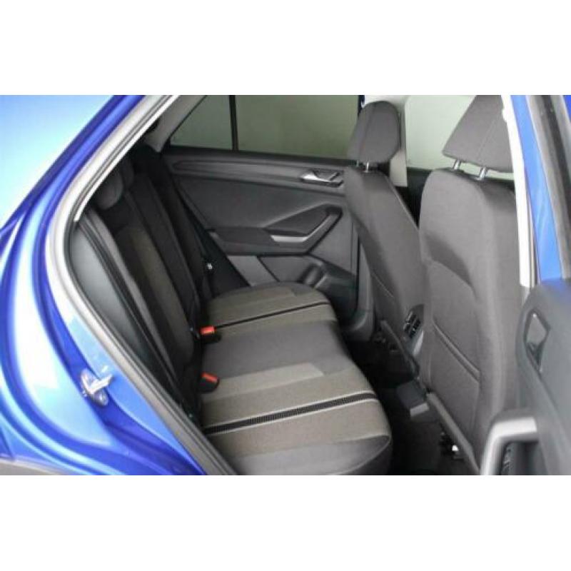 Volkswagen T-Roc 1.0 TSI 115pk Style | Panoramadak | Spiegel