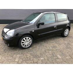 Renault Clio 1.5 DCI 48KW Autbas E3 2004 Zwart