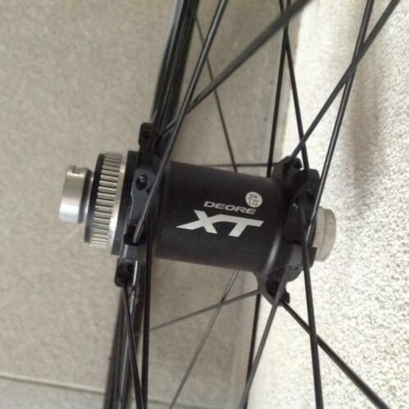 Shimano XT wielset en voorwiel - MTB of Cyclocross
