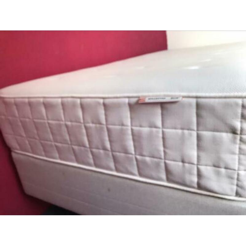 Ikea boxspringbodem met matras 90X200