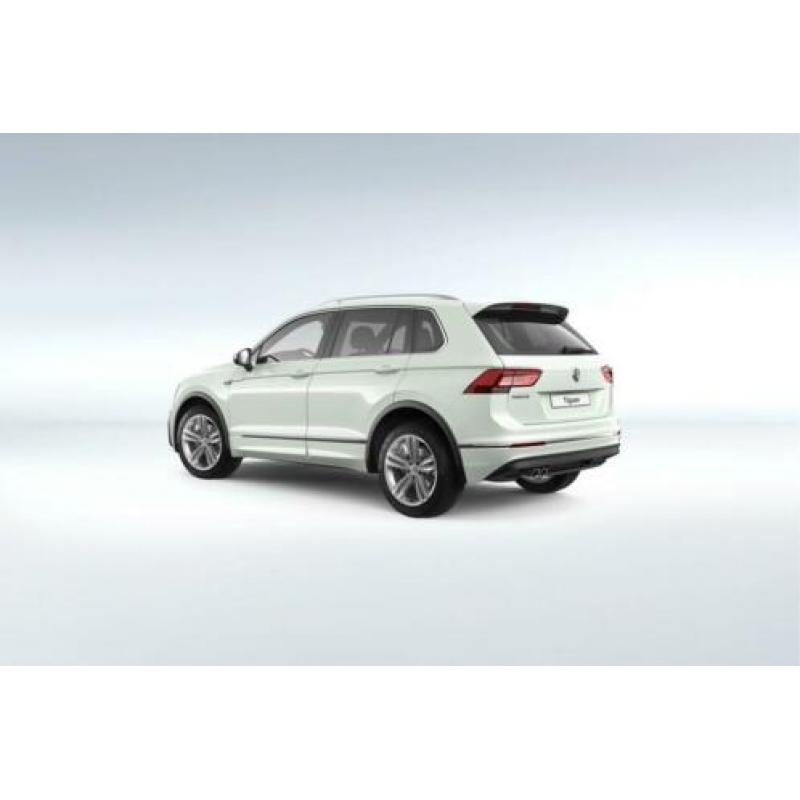 Volkswagen Tiguan 1.5 TSI 150pk DSG Highline Business R | Bl