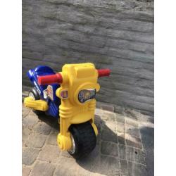 Step met drie wielen en twee wieler loop scooter te koop