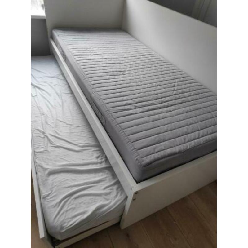 IKEA flaxa bed bedbank met onderschuifbed logeerbed