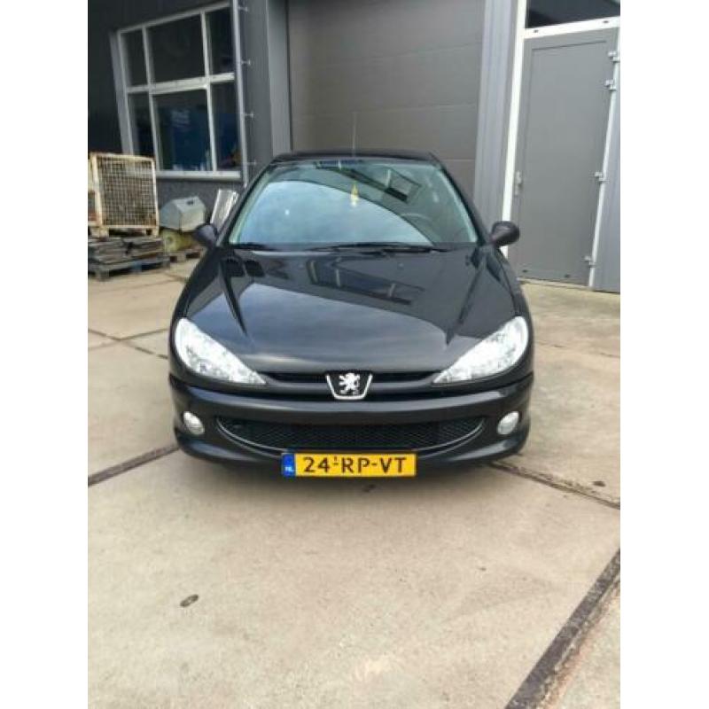 Peugeot 206 1.4 X-line 3D 2005 Zwart