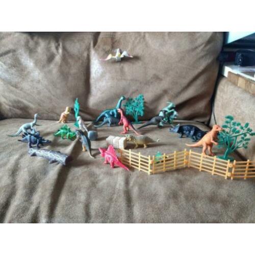 Speelgoed dino's ( 21 stuks )