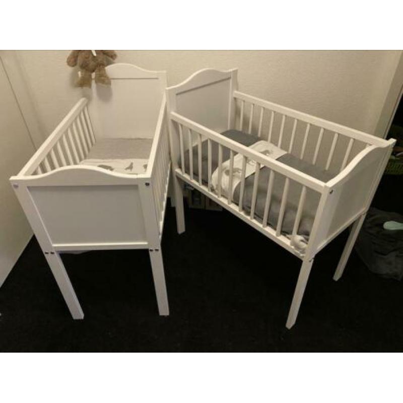 Baby wieg tweeling INCL. Matrasjes - babywiegjes hout