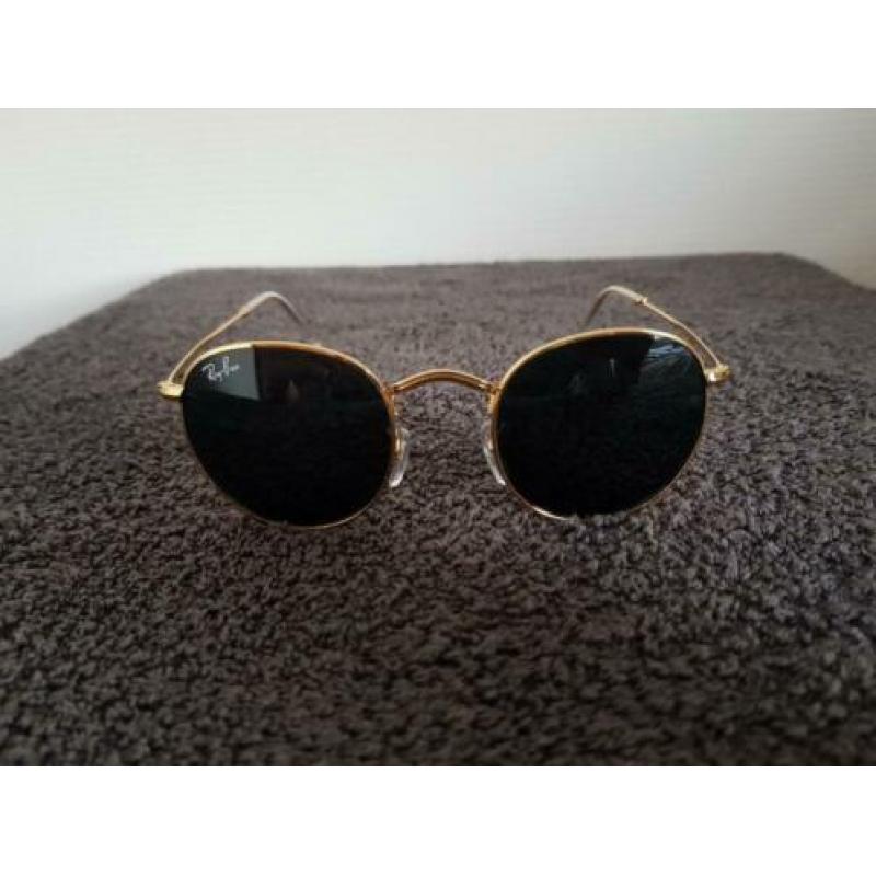 Ray-Ban Round Metal (zwarte glazen)