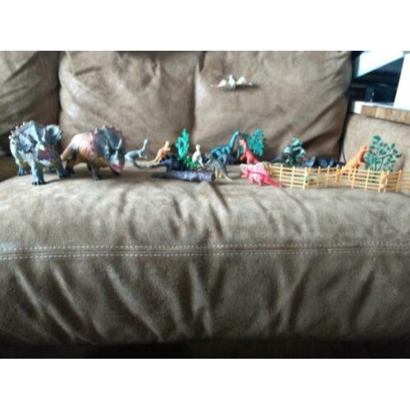 Speelgoed dino's ( 21 stuks )