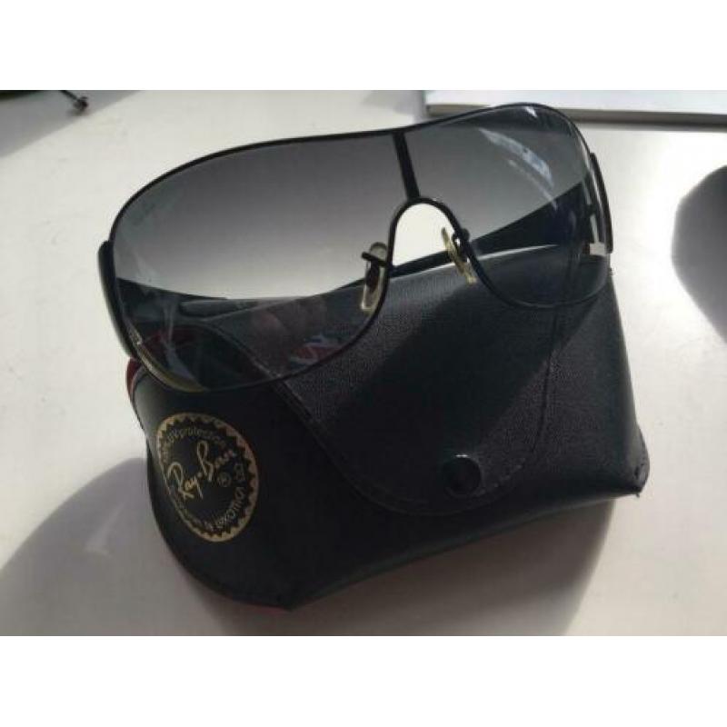 RayBan zonnebril ?? in zijn originele ??