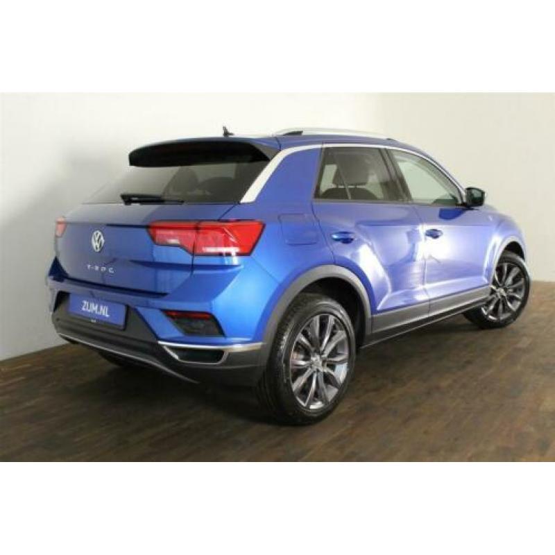 Volkswagen T-Roc 1.0 TSI 115pk Style | Panoramadak | Spiegel