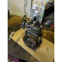 Engels zijklep motor blokje
