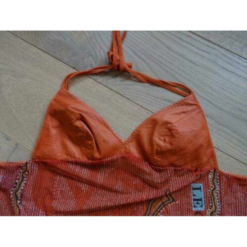 LEGATTE JEANS maat M, aparte wikkeltuniek/top.