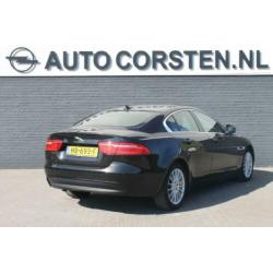 Jaguar XE 2.0 D Prestige Lane-Assist Navi Leder Xenon 17"lmv