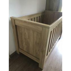 Hele mooie complete babykamer