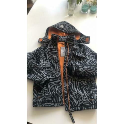 Mexx jasje maat 110-116 goed voor nu!