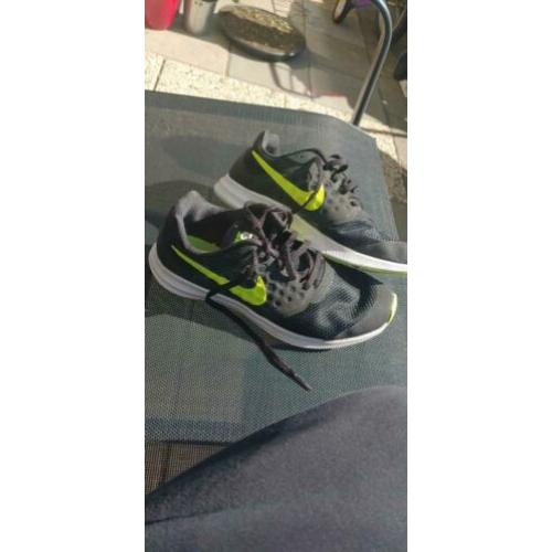 Nike sneakers Downshifter 7 maat 38.5