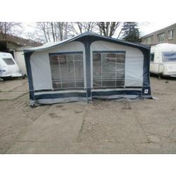 dorema sydney voortent maat 9 850/875