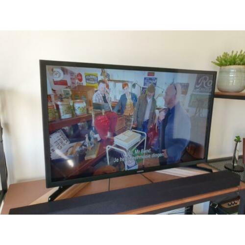 Samsung 32" Full HD SMART TV