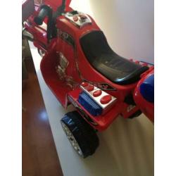 Electrische kinder motorfiets plastic 90 x 50 cm werking???