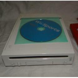 Witte Nintendo Wii met kabels, 1 controller/nunchuck en spel