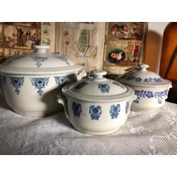 Franse terrines gemaakt in St Uze met blauw decor