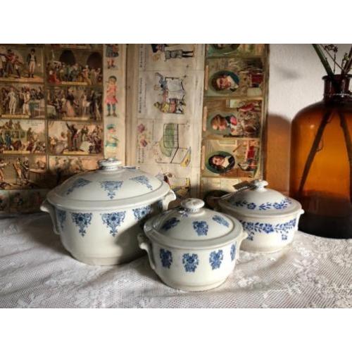 Franse terrines gemaakt in St Uze met blauw decor