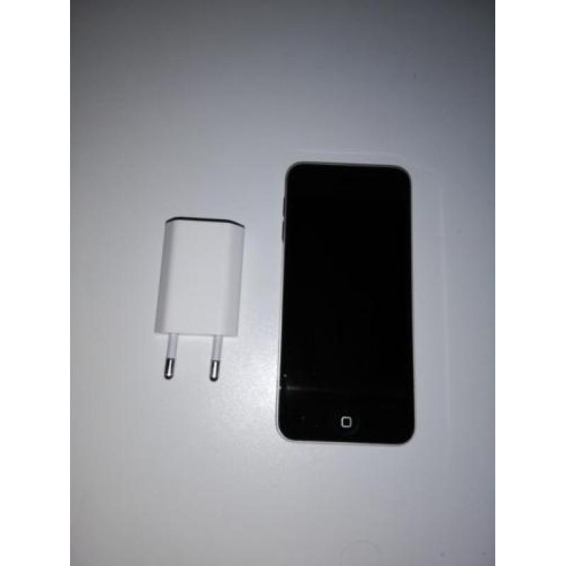 Ipod touch 5 (MOET NU WEG!!!)