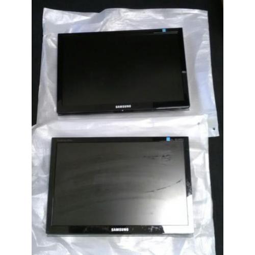 Beeldschermen. Merk: Samsung. 2 stuks