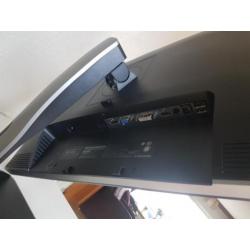 Dell U2713HM