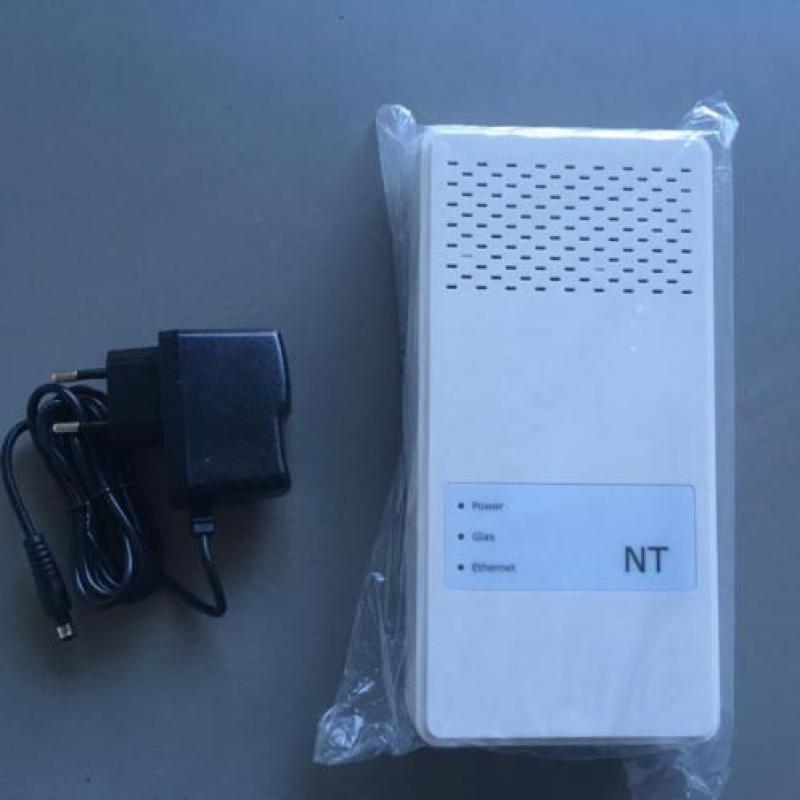 ZTE ZXHN F3100 Media Converter - glasvezelkastje