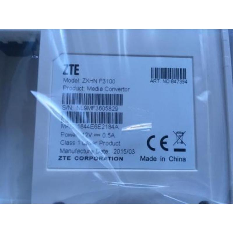 ZTE ZXHN F3100 Media Converter - glasvezelkastje