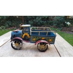 Super leuke kersttruck pickup truck van blik.