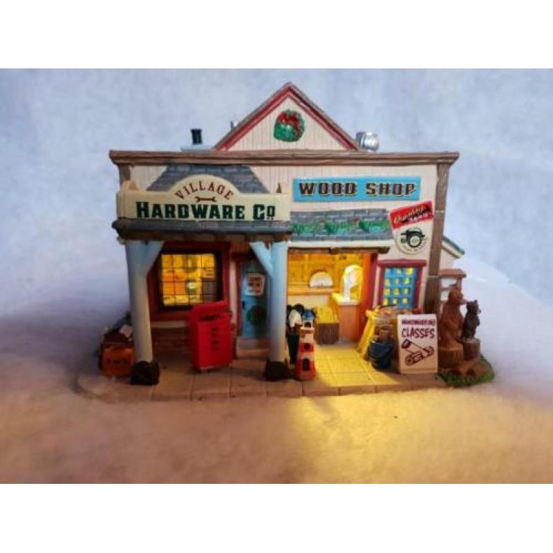 Lemax Hardware wood shop kerstdorp