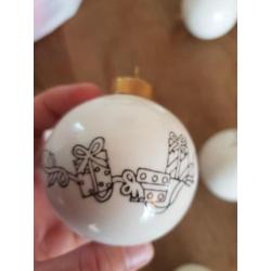 Kerstballen porselein