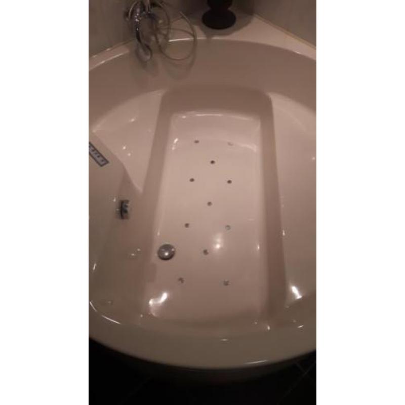 Luxe bubbelbad Rihor