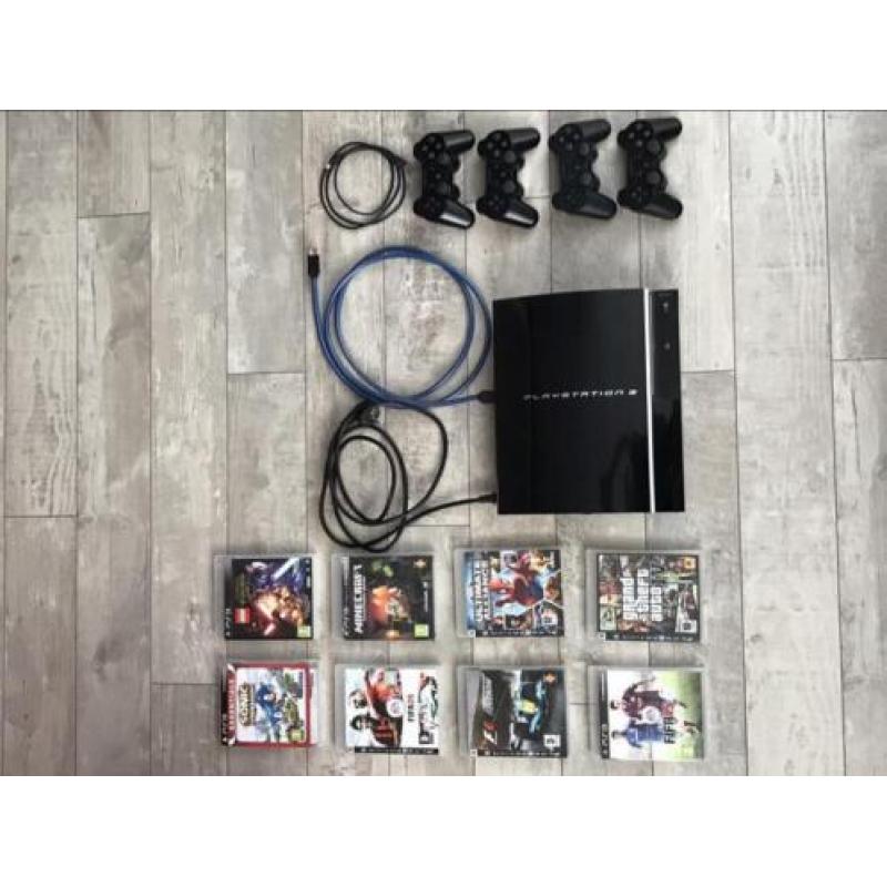 PlayStation 3 met 4 controllers en 8 spellen (PS3)