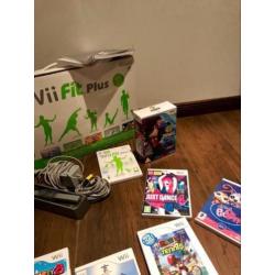 Wii Wii fit Mario party Sonic Just Dance