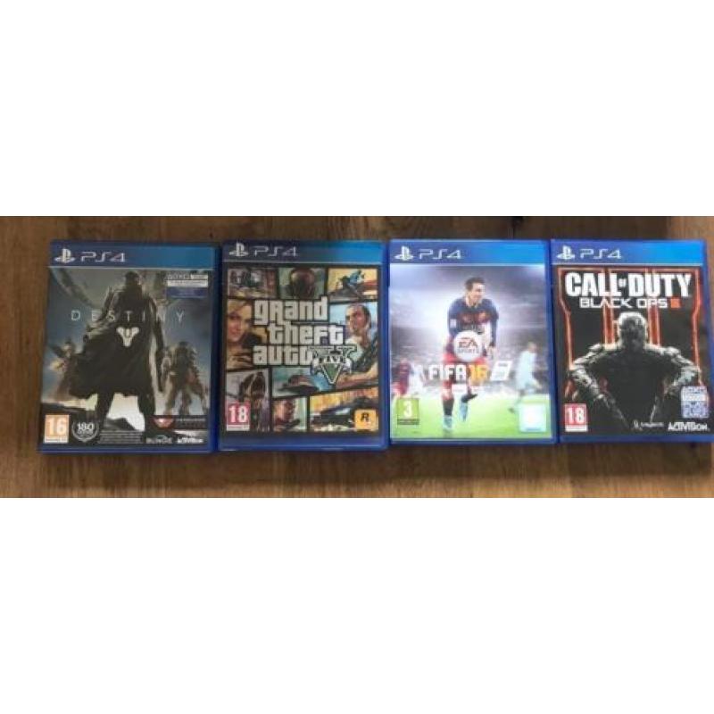 Playstation 4 500GB + 2 Controllers + 4 Games